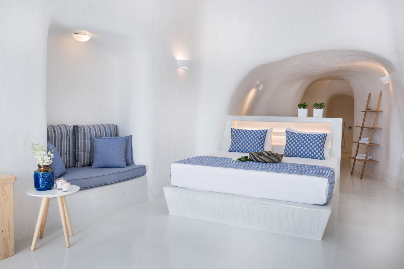Honeymoon Suite With Outdoor Heated Plunge Pool With Jets