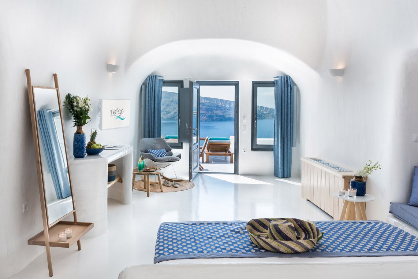 Honeymoon Suite With Outdoor Heated Plunge Pool With Jets